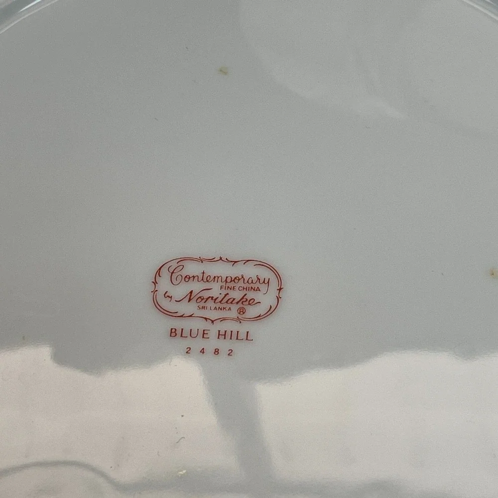Noritake Blue Hill 2482‎ Dinner Plates Blue White Floral Platinum Trim Lot of 3